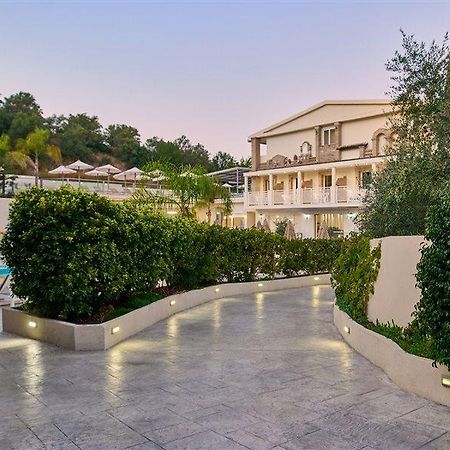 Mavrikos Hotel Plános Eksteriør billede