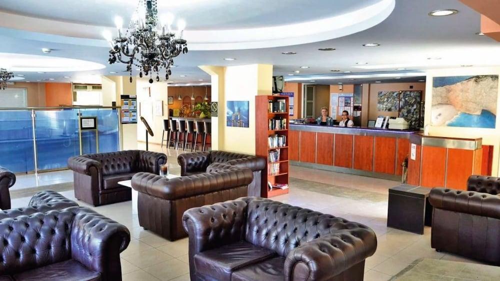 Mavrikos Hotel Plános Eksteriør billede