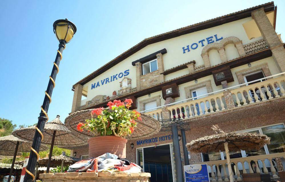 Mavrikos Hotel Plános Eksteriør billede