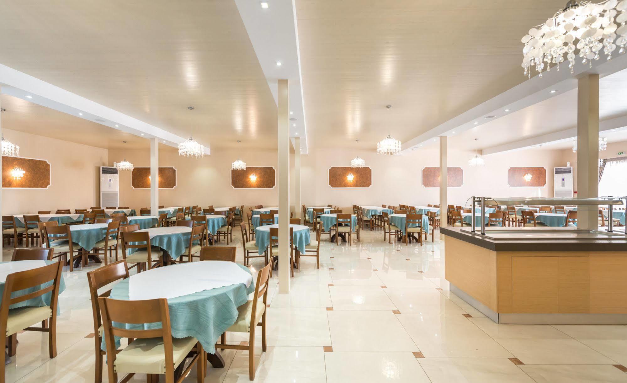 Mavrikos Hotel Plános Eksteriør billede