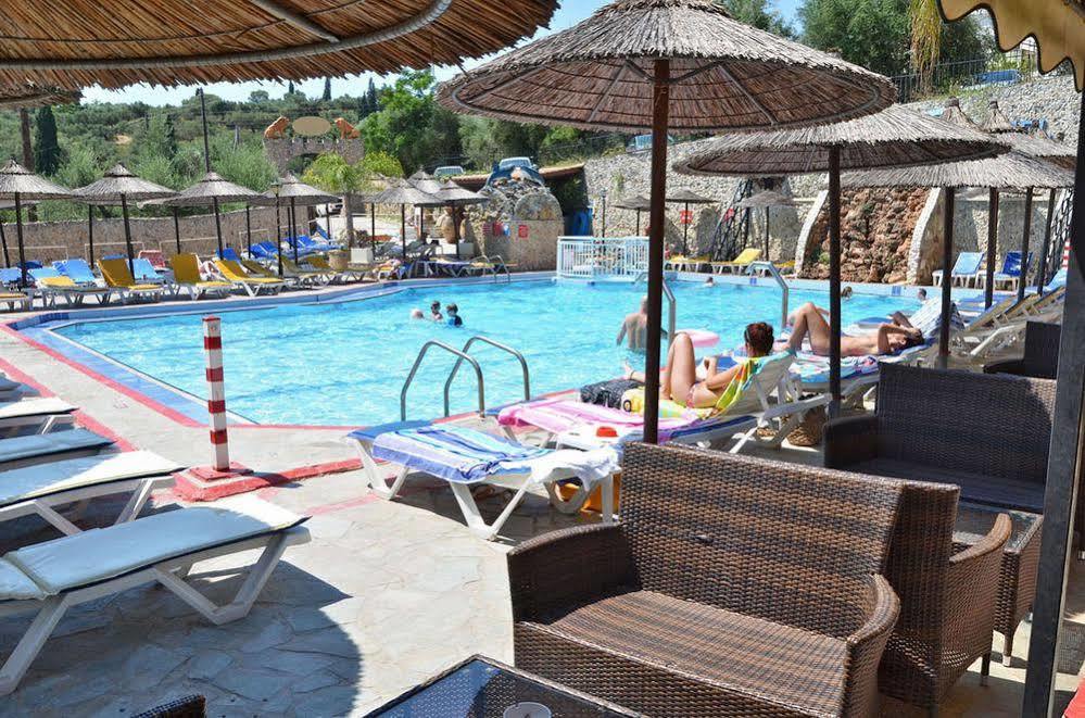 Mavrikos Hotel Plános Eksteriør billede